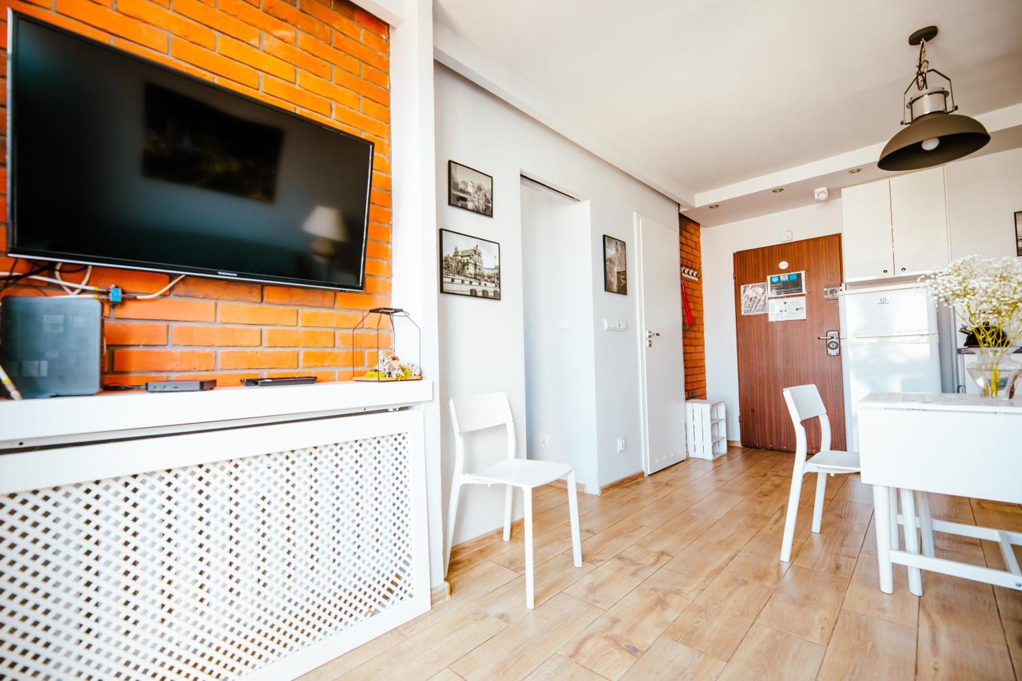 Bright 14Th Floor Central Home With Balcony & Views Warsawa Bagian luar foto
